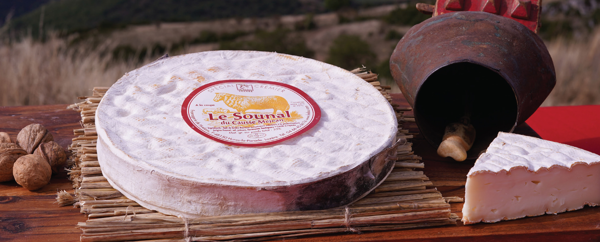 Le Sounal fromage fondant au lait de brebis cerclé d'épicéa du Causse Méjean.